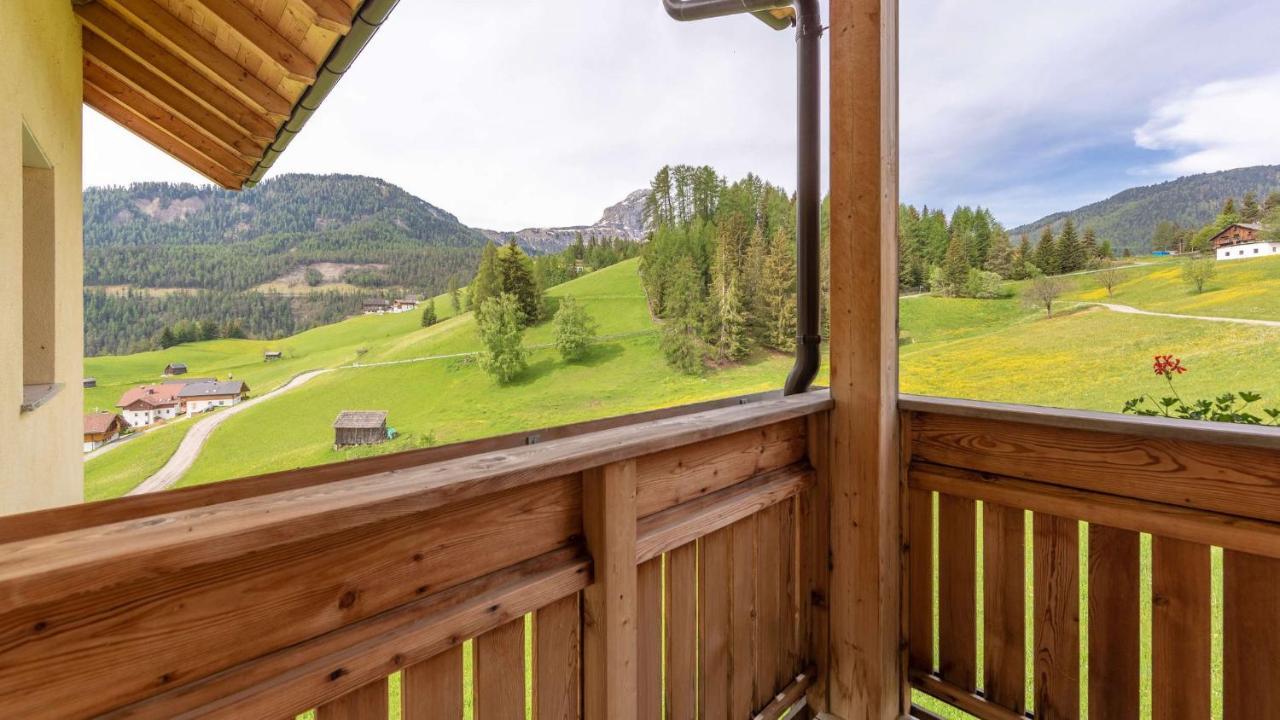 Agriturism Gscnara Appartement Sankt Martin im Turm Buitenkant foto