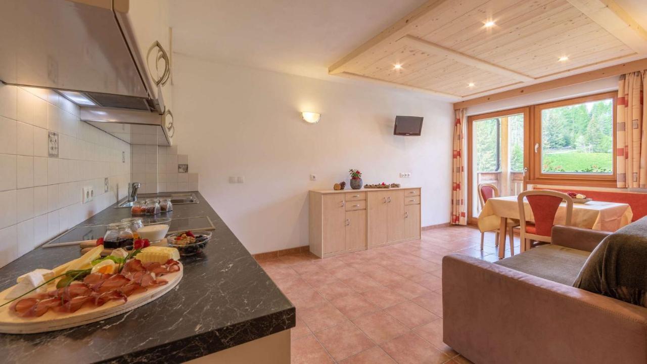 Agriturism Gscnara Appartement Sankt Martin im Turm Buitenkant foto